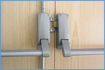 State Locksmith Services Minneapolis, MN 612-568-1056 - 8-push-bars